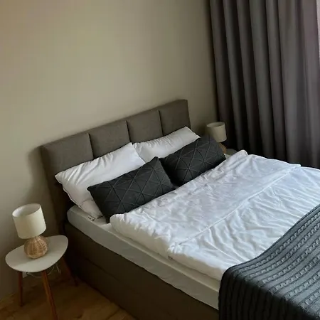 Klimatyczne Mieszkanie Z Balkonem Apartament