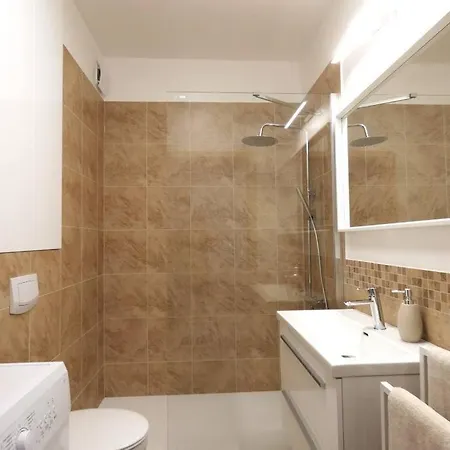 Apartamento Klimatyczne Mieszkanie Z Balkonem Breslavia